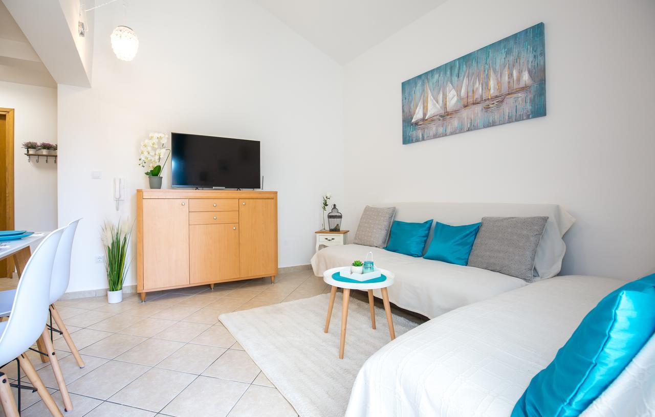Mediteran Baška Voda エクステリア 写真