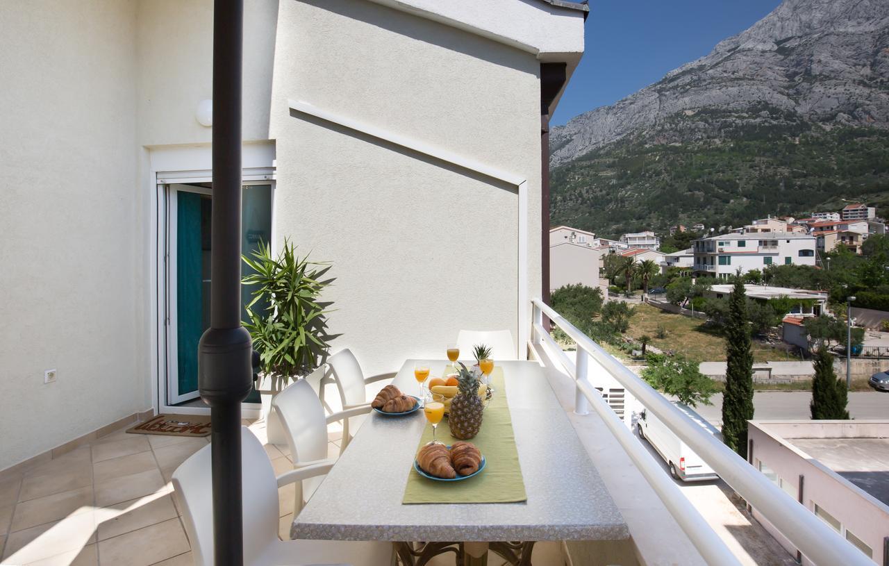 Mediteran Baška Voda エクステリア 写真