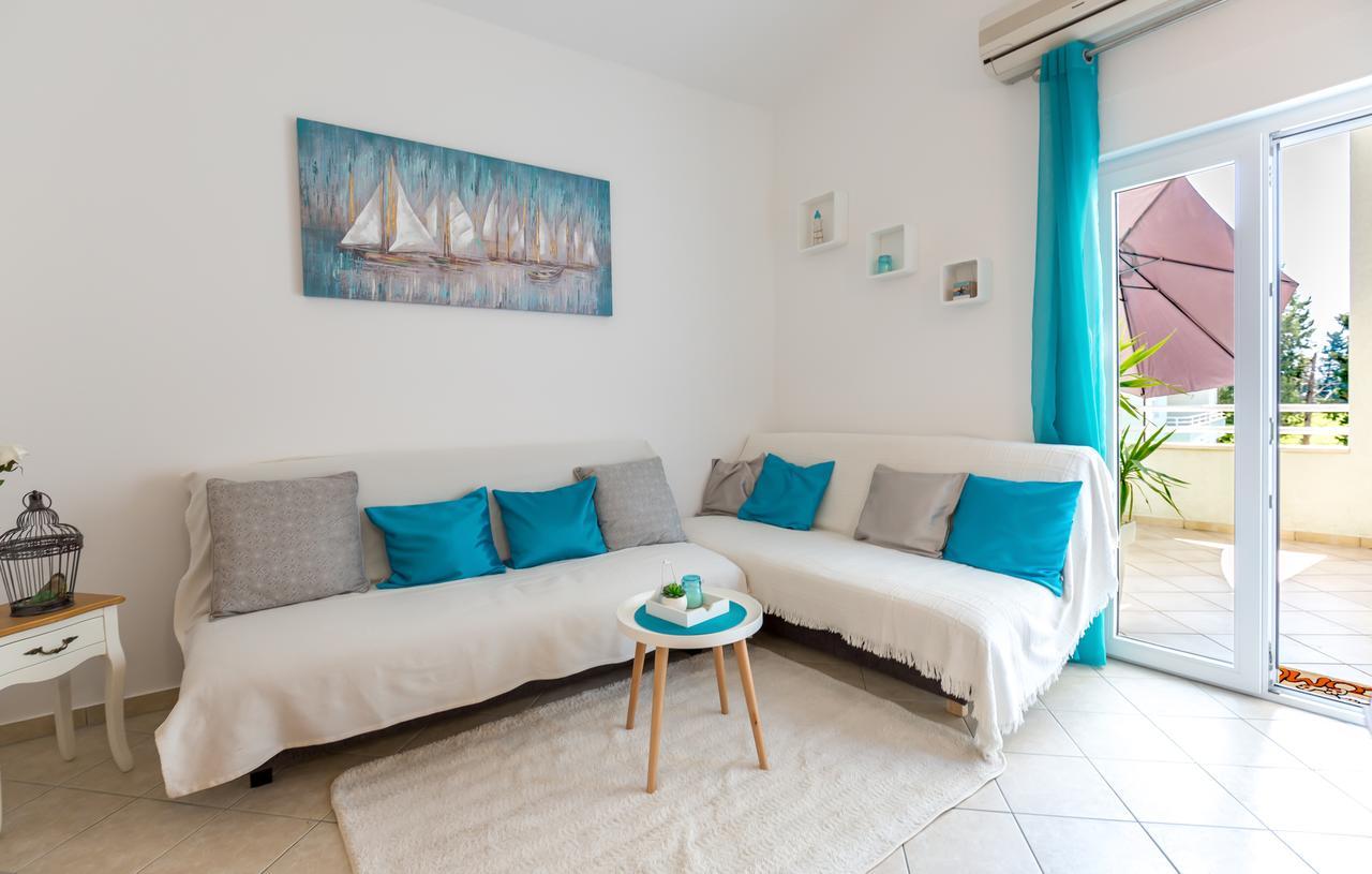 Mediteran Baška Voda エクステリア 写真